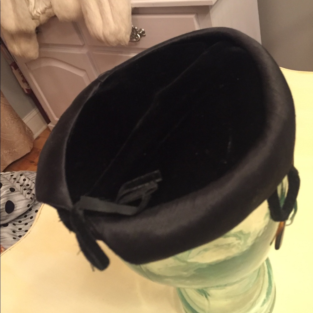 Vintage head piece / hat