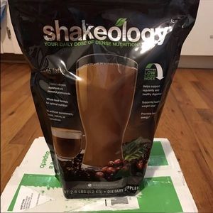 Brand new shakeology chocolate