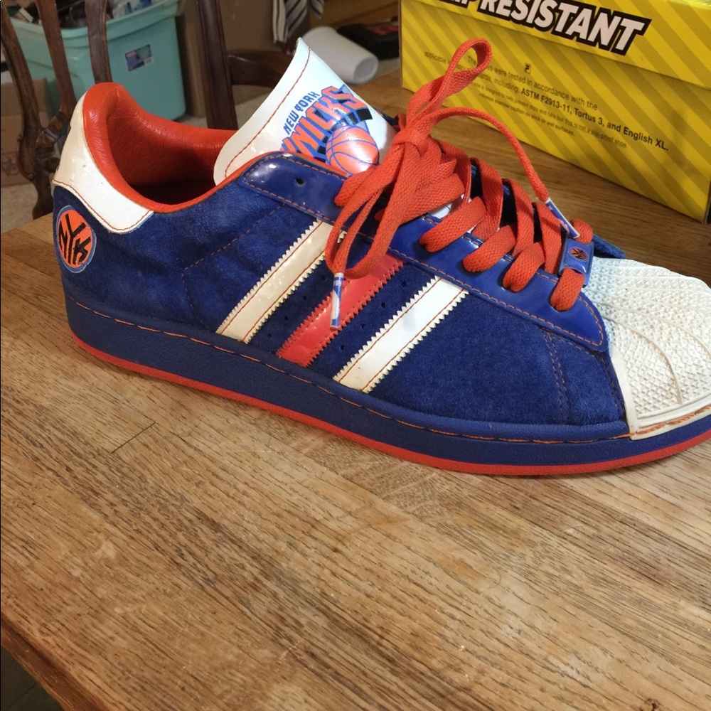 New York knicks adidas super stars