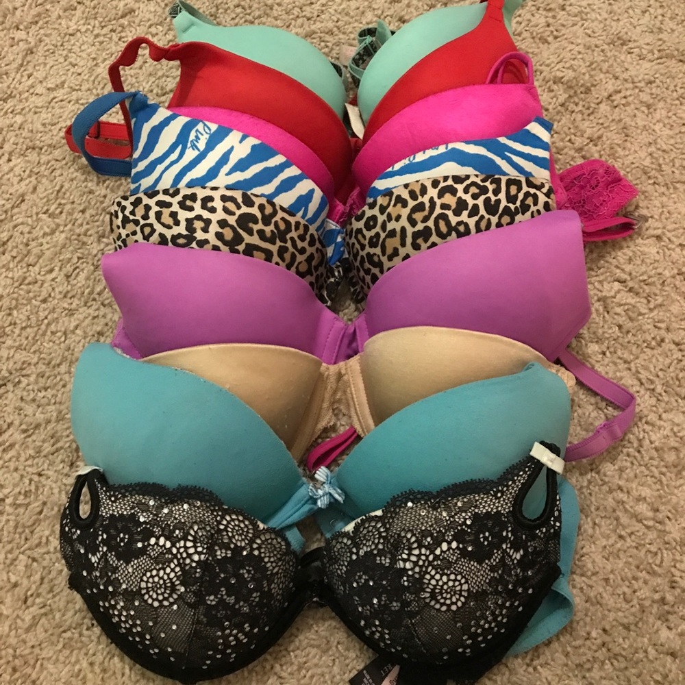 32B 34B Victoria’s Secret Bras