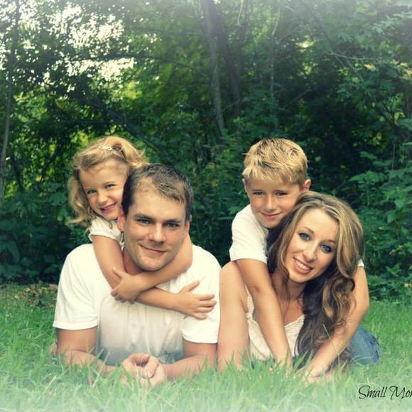 Meet your Posher, Lisa - Picture 2 of 2