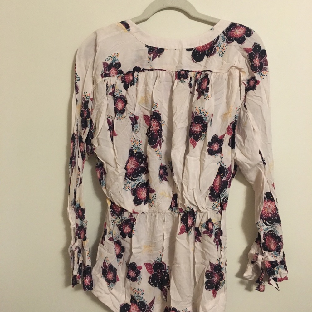 FREE PEOPLE FLOWER BLOUSE - Picture 3 of 3