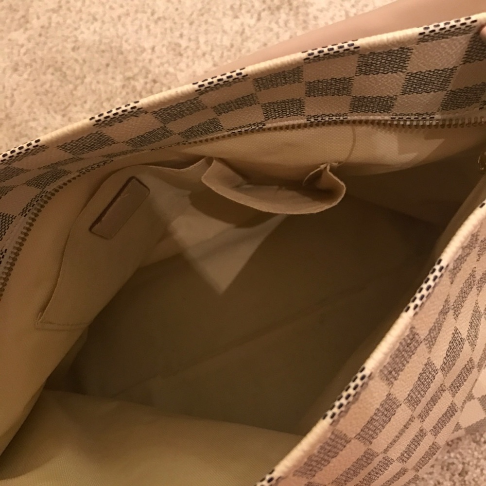 Bag on hold do not buy!