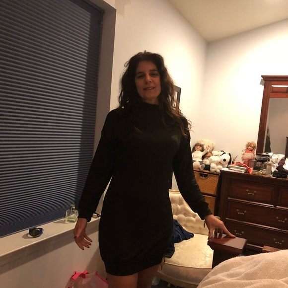 Trendy Stretchy turtleneck black dress - Picture 5 of 8
