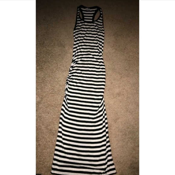 Caslon Black and White Striped Ruched Maxi Dress - Picture 4 of 4