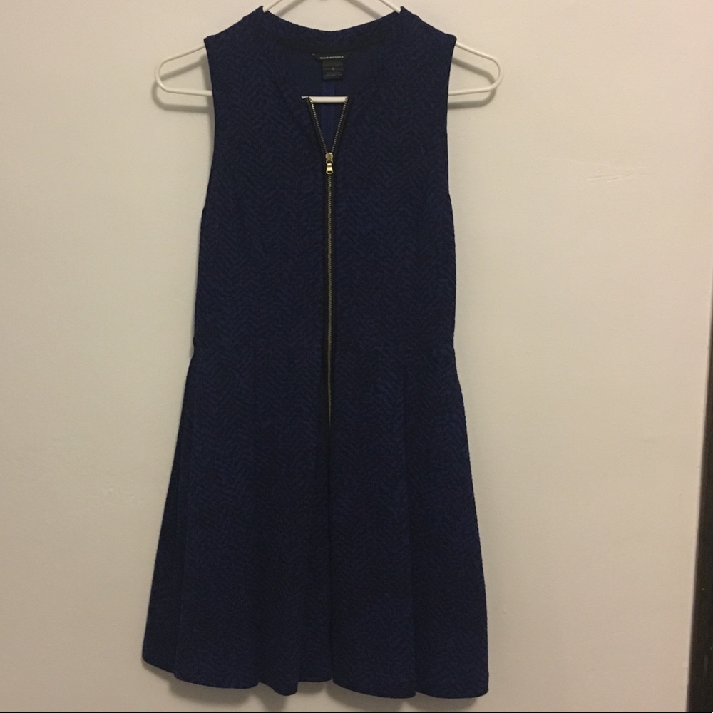 Club Monaco front zip dress