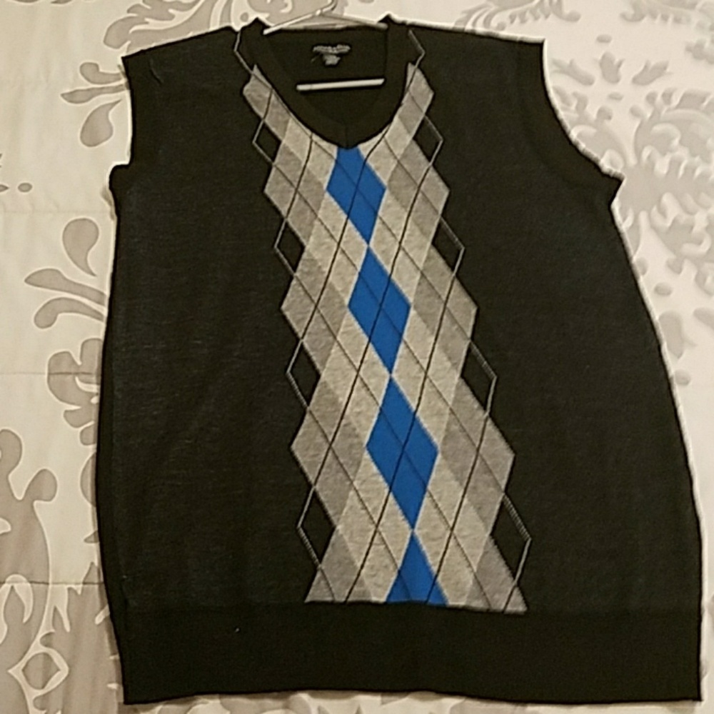 Sleeveless sweater