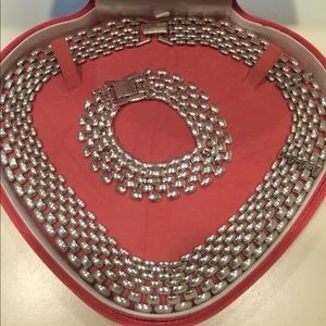 Silver necklace and bracelet