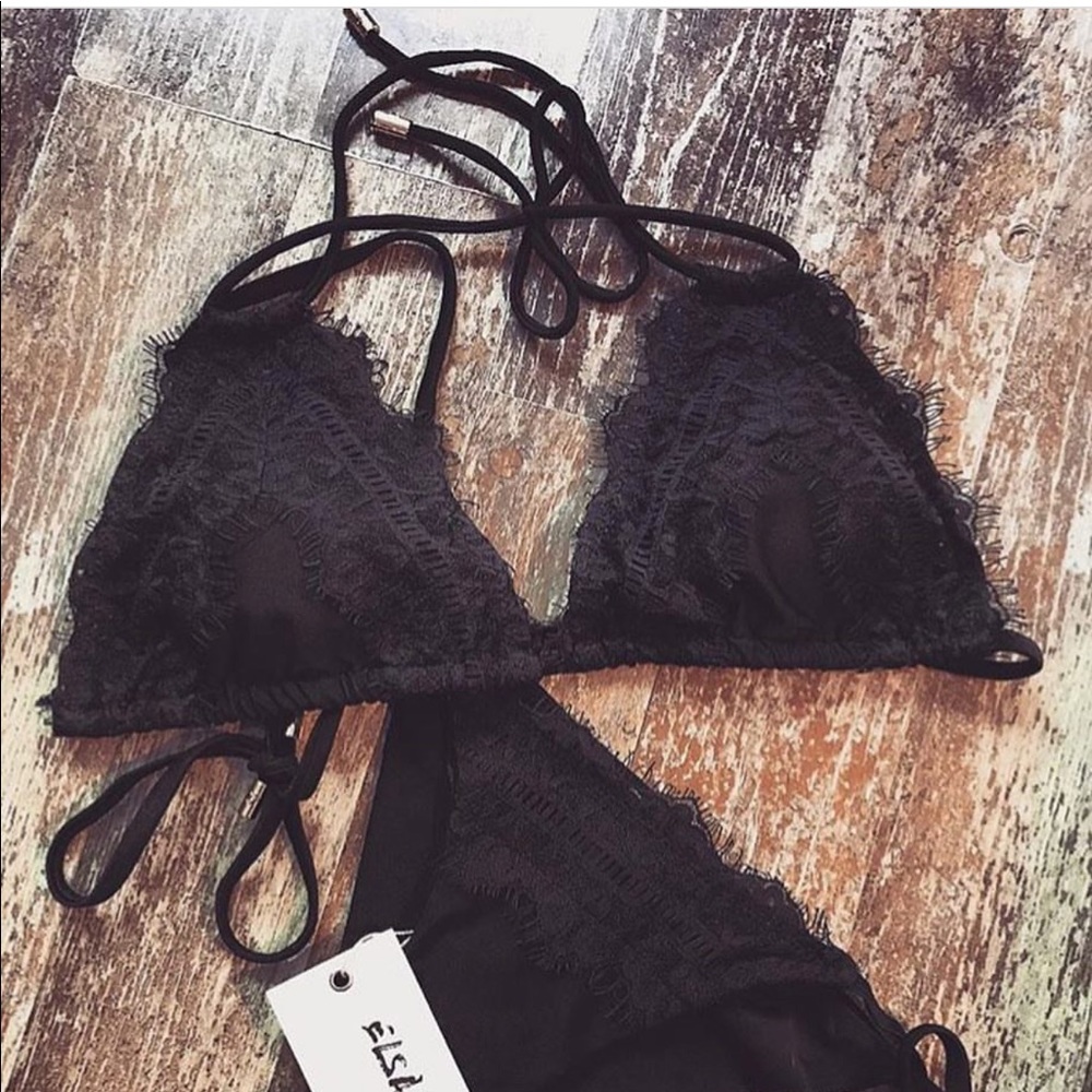 Elsa&Rose swimwear lace bikini top