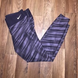 Nike leggings