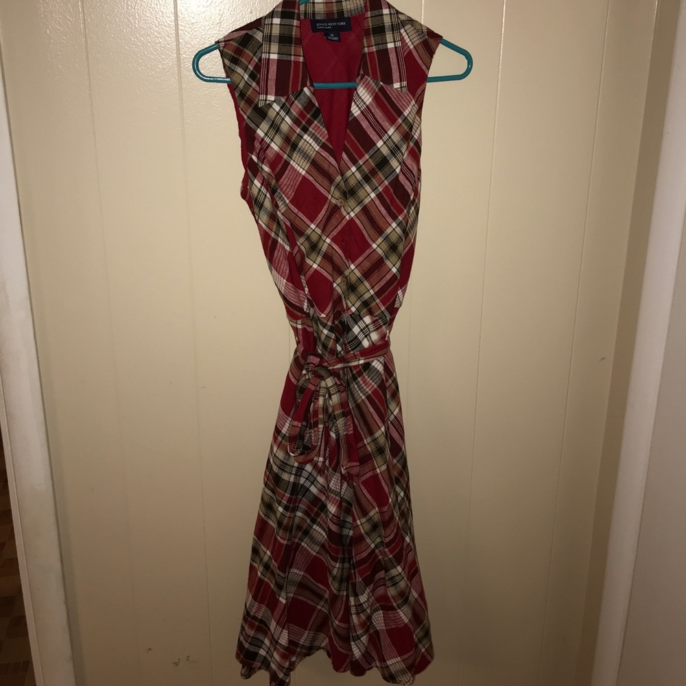 Jones New York Red Plaid button up dress 10