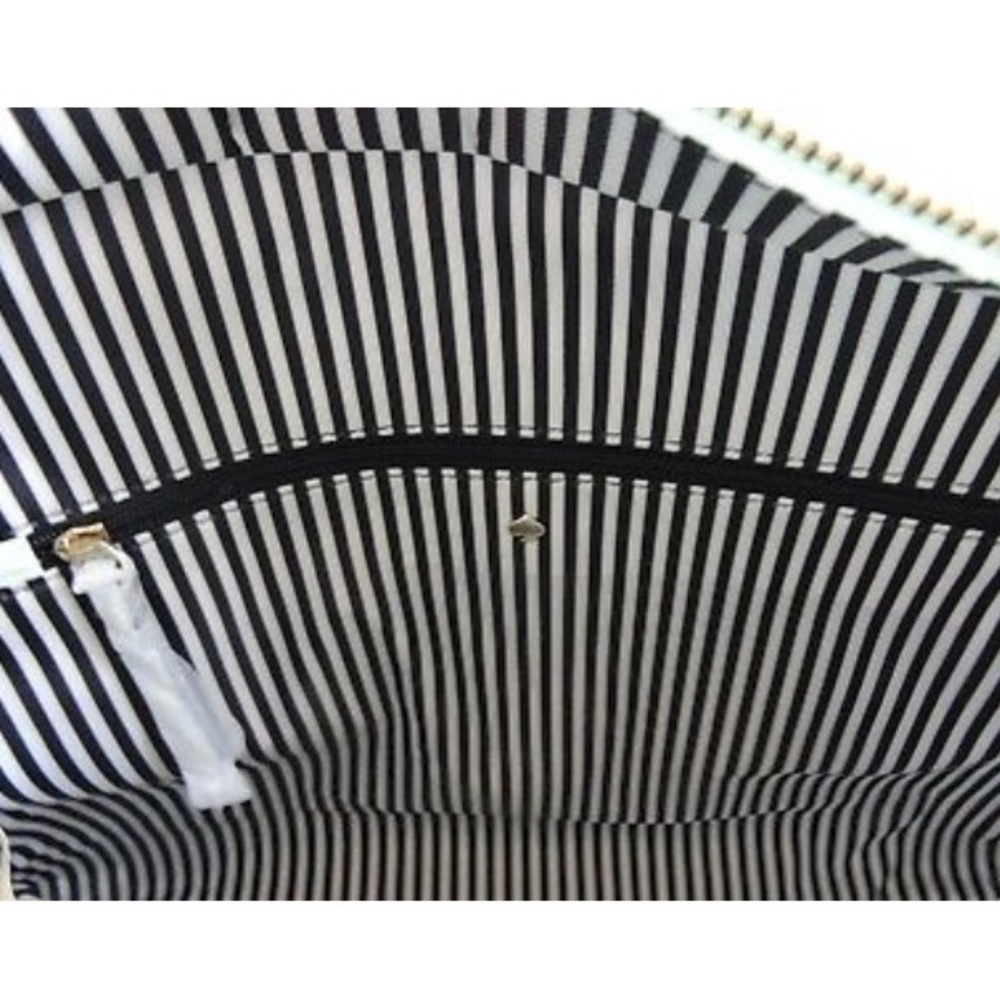Kate Spade purse - Picture 3 of 5