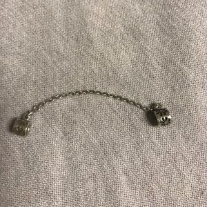 Pandora connecting charm