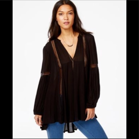 Free People Tops - 🌻Free People BOHO crochet oversized tunic!