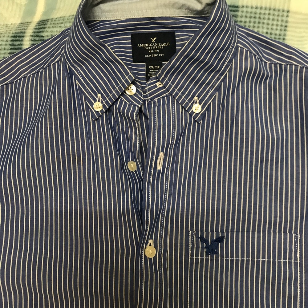 American eagle button up - Picture 2 of 2