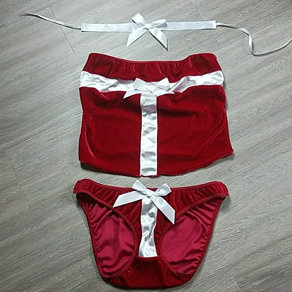 Perfect gift for your S.O. -Christmas lingerie set