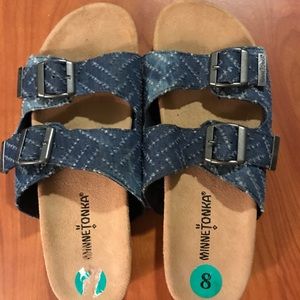MINNETONKA sandals