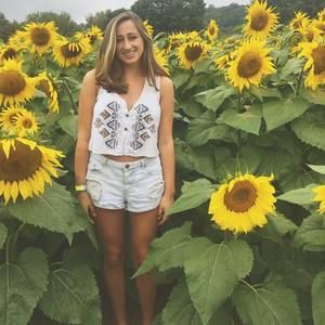 Meet your Posher, Jenna