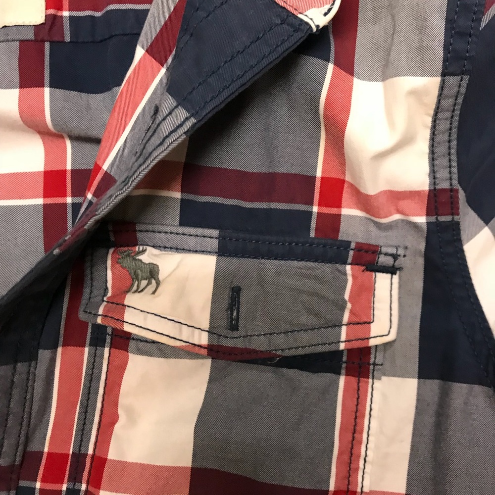 Shirt - Picture 2 of 3