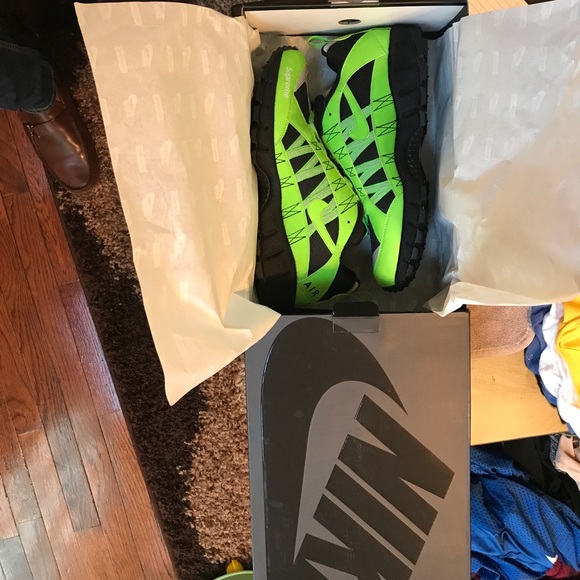 Supreme Nike Humara size 13. - Picture 2 of 3