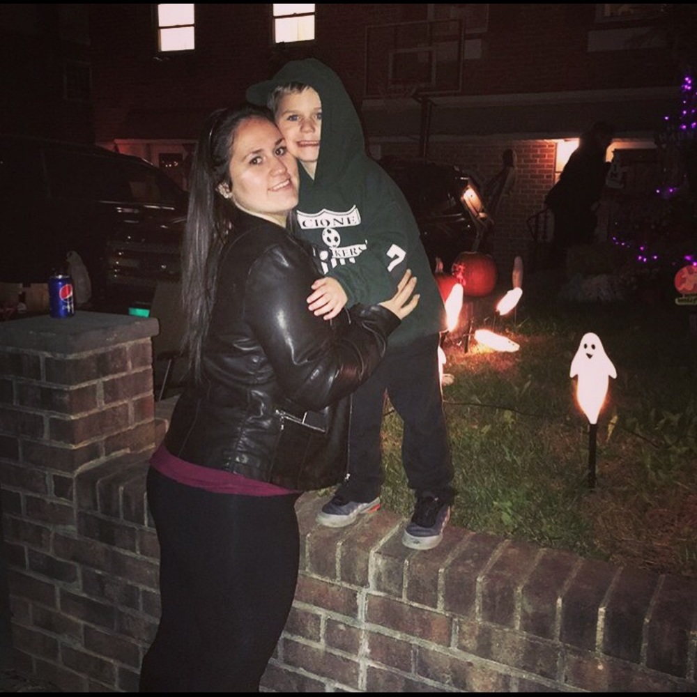 Meet your Posher, Danielle