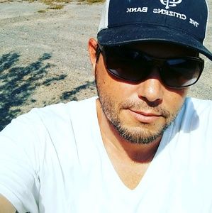 Meet your Posher, Jason