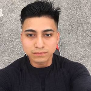 Meet your Posher, Anibal