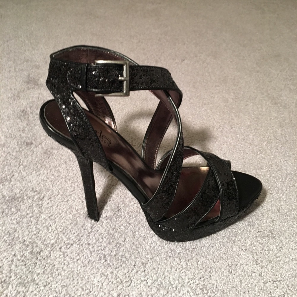 NWT CHARLES David platform heels