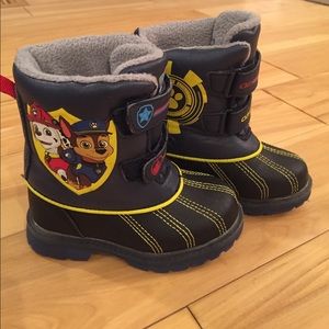 Paw Patrol winter boots. Size 7