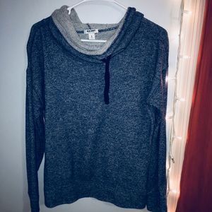 Old Navy pullover. Size S