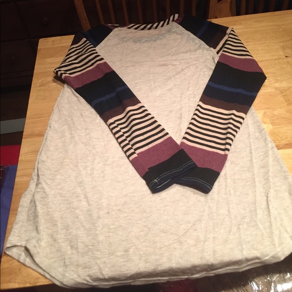 Long Sleeve Top with Striped on Sleeves - Picture 4 of 5