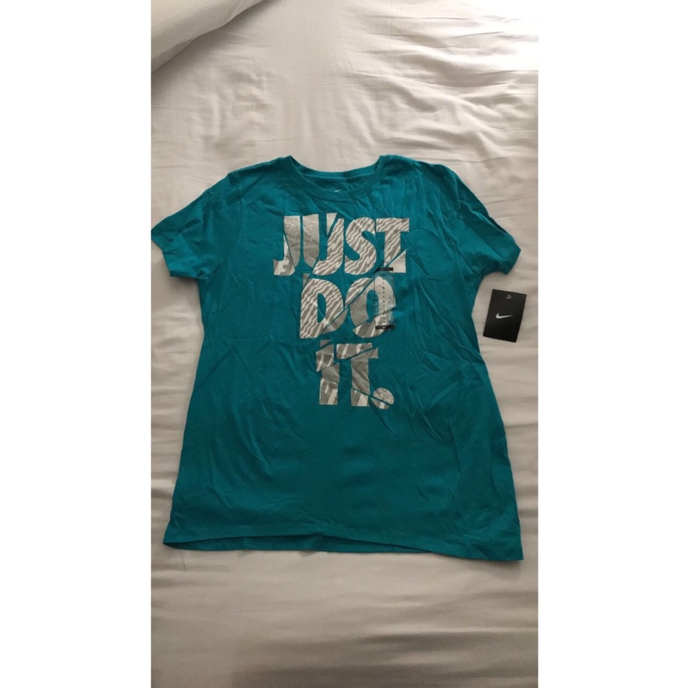 Brand new Nike shirt