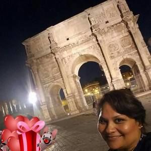 Meet your Posher, Lupita