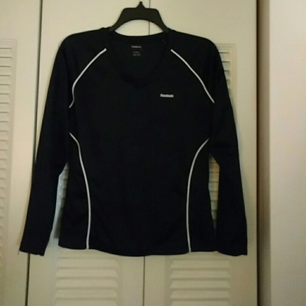 Reebok Shirt 🎄