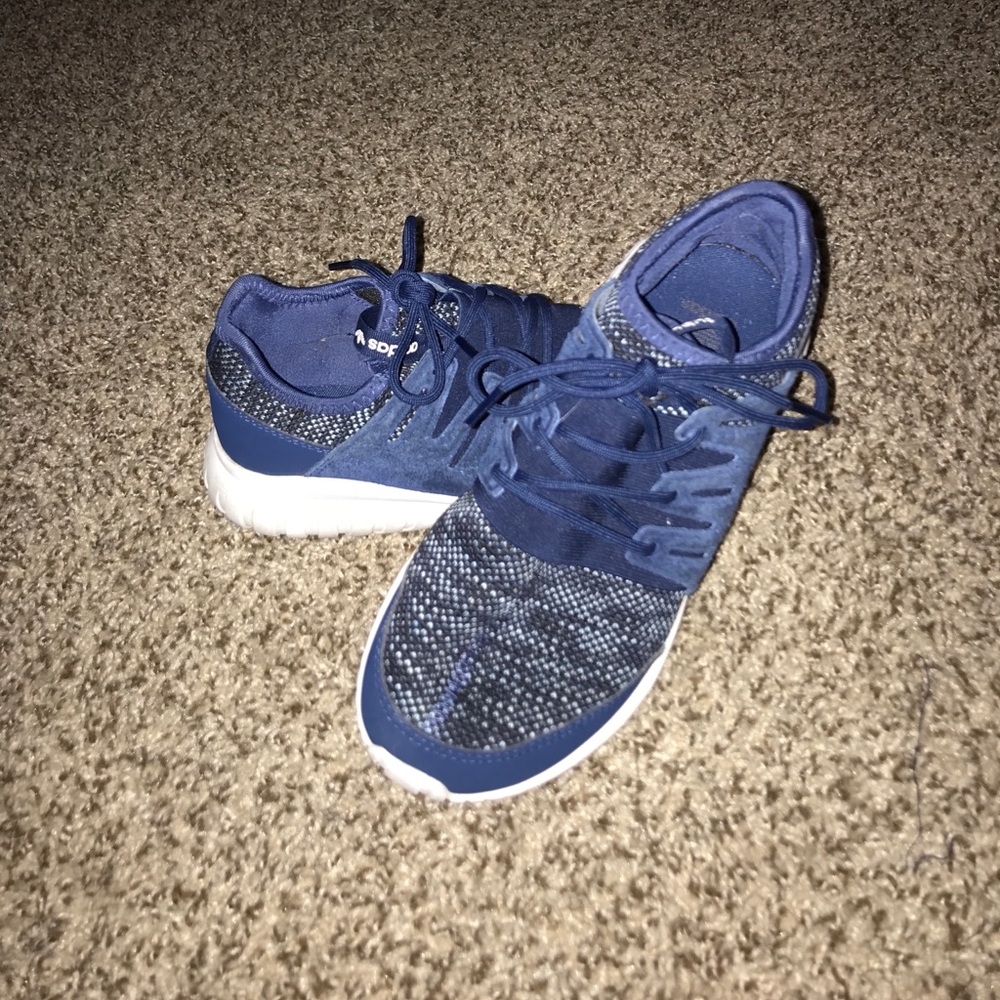 Adidas Tubular Radial