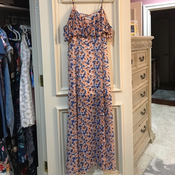 Floral Maxi - Picture 2 of 3