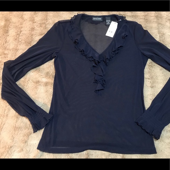 New York & Co Top size S NWT. - Picture 3 of 4
