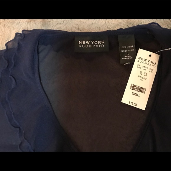 New York & Co Top size S NWT. - Picture 4 of 4