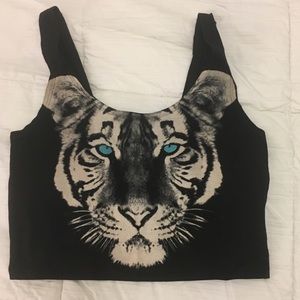 Crop top tiger tank