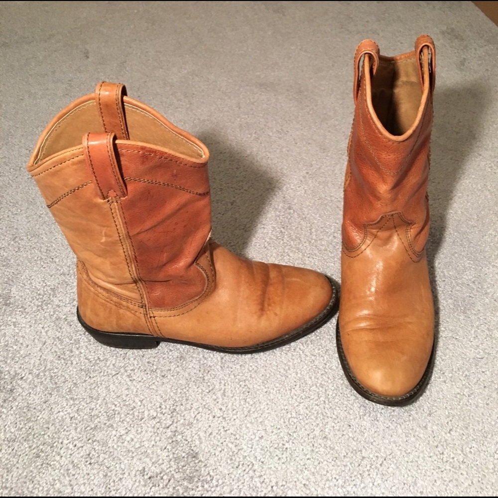 SOLD Genuine leather Steve Madden cowboy boots