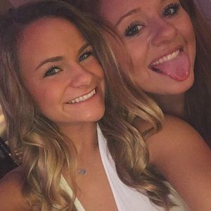 Meet your Posher, Mackenzie