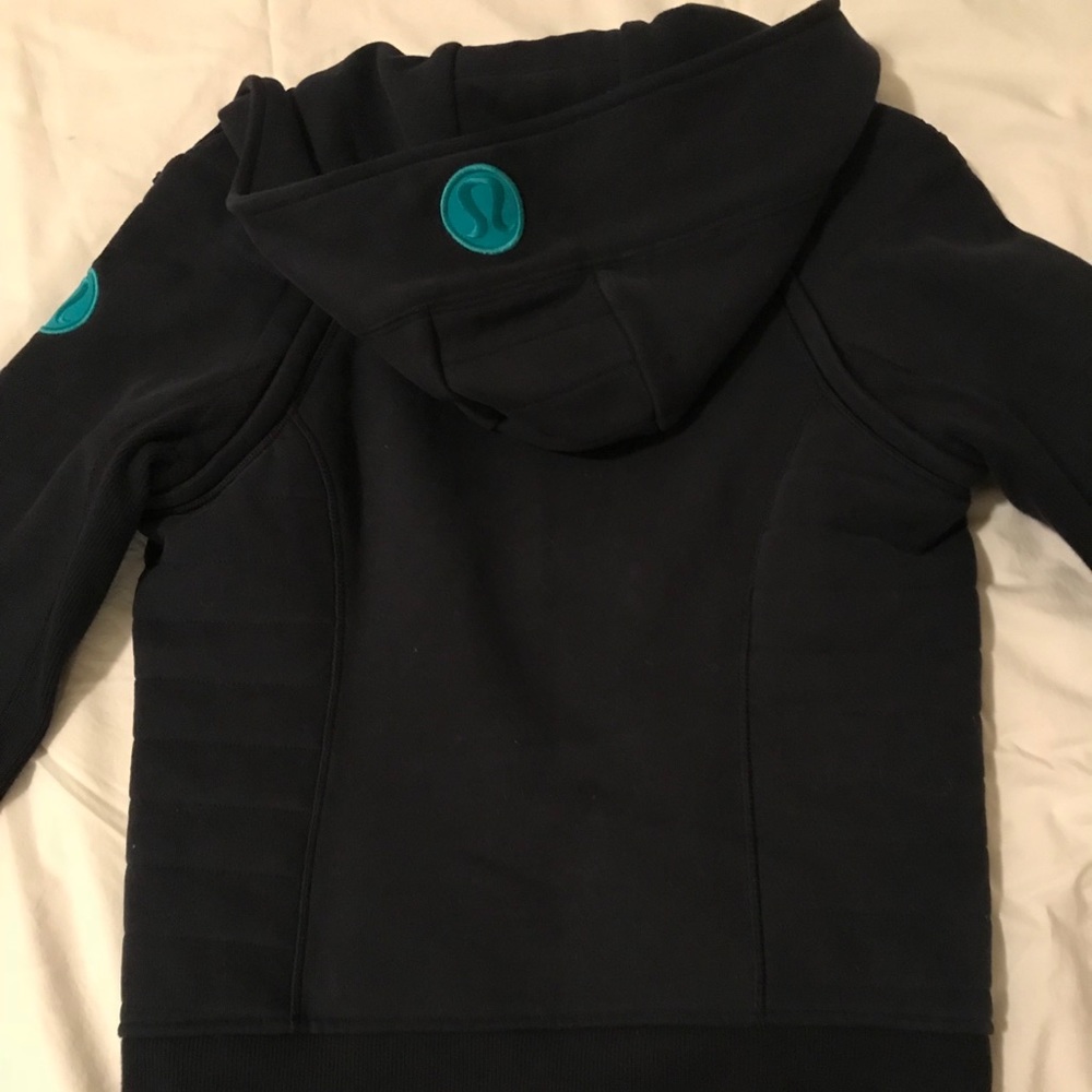 Lululemon Jacket - Picture 2 of 3