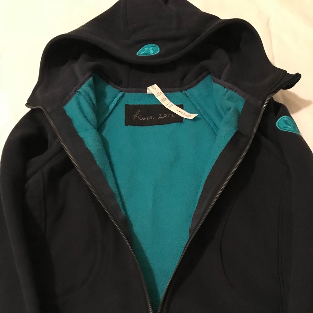 Lululemon Jacket - Picture 3 of 3