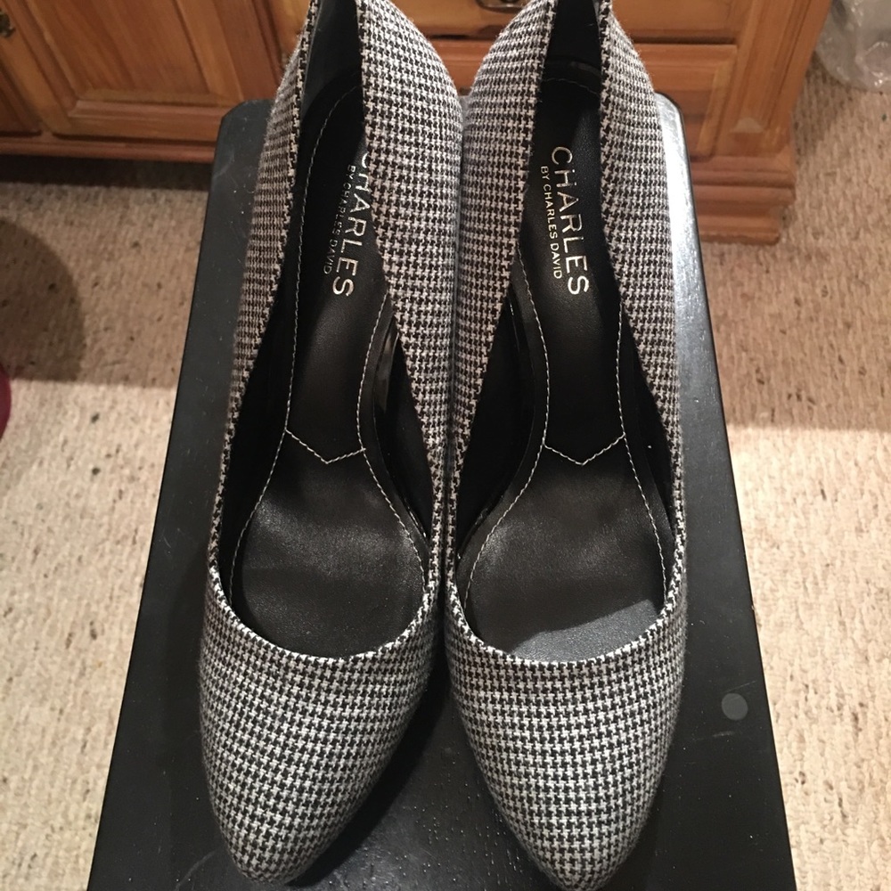 Charles by Charles David Houndstooth flannel pump