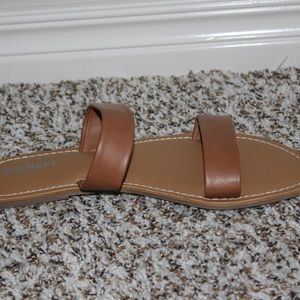 old navy slip on sandals