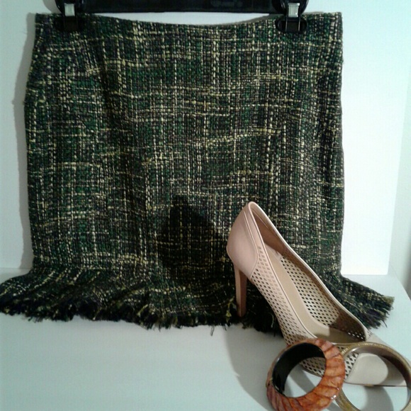 View multi colored wool mini skirt - Picture 3 of 6