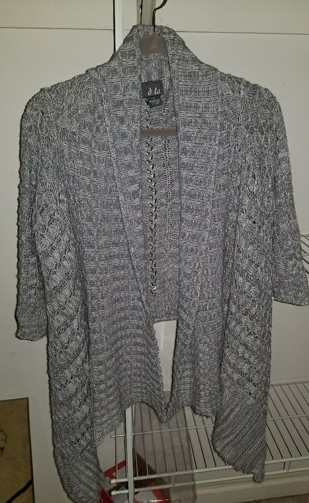 Cardigan sweater