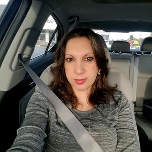 Meet your Posher, Leticia