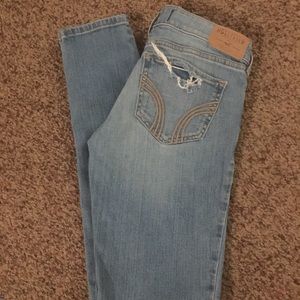 Hollister Ripped Skinny Jeans