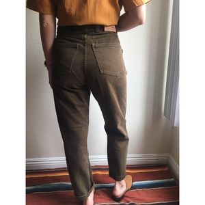 straight mom jeans